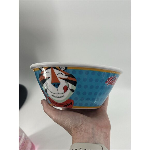 Frosted Flakes Tony the Tiger Kellogg’s Plastic Cereal Bowl Retro Image - 2014 - Picture 9 of 13